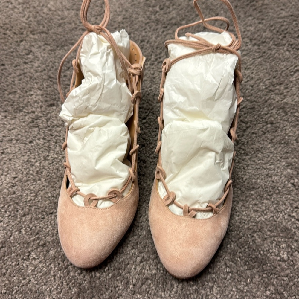 (BRAND NEW) Alexa Wagner Chanel Marcel Heel